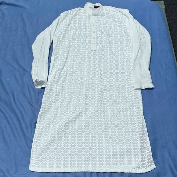 Boys 2 Piece Pakistani Shalwar Kameez White Cotton Kurta Fully Embroidered - Picture 2 of 10